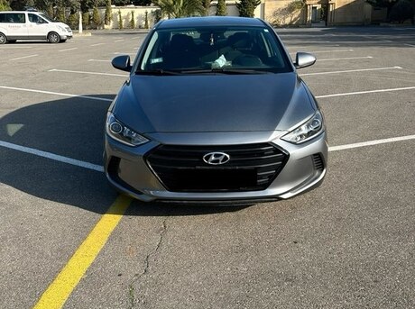 Hyundai Elantra 2017