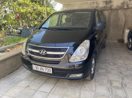 Hyundai H-1 2011