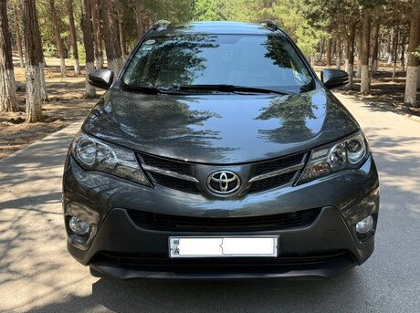 Toyota RAV4 2015