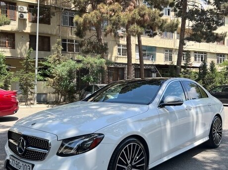 Mercedes E 300