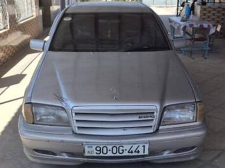 Mercedes C 220
