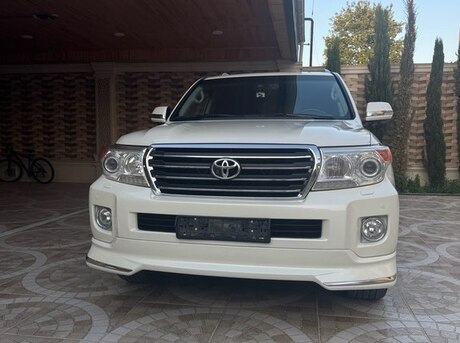 Toyota Land Cruiser 2013