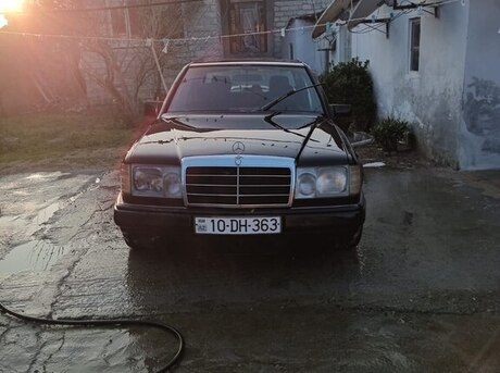 Mercedes E 200 1989