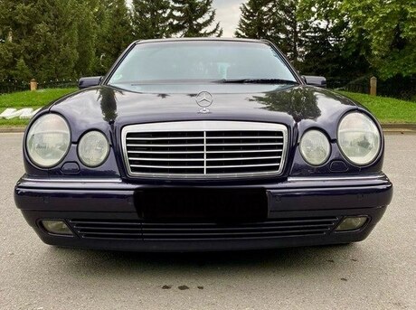 Mercedes E 240 1999