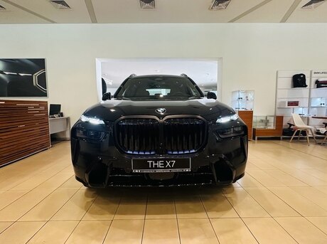 BMW X7 2025