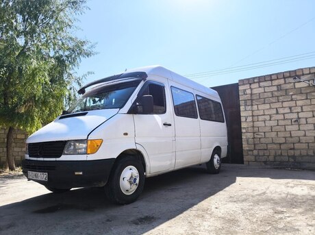 Mercedes Sprinter 208 1996
