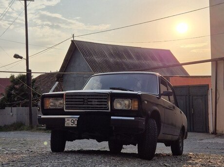 LADA (VAZ) 2107 2010