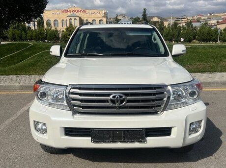 Toyota Land Cruiser 2014