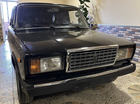 LADA (VAZ) 2107 2011
