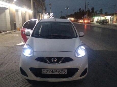 Nissan March 2016