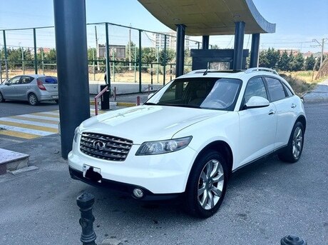 Infiniti FX35 2005