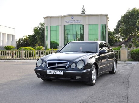 Mercedes E 220 d 2001