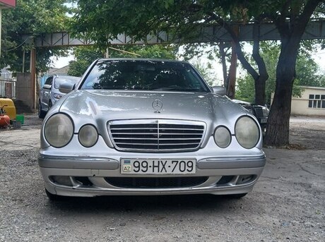 Mercedes E 240 1999