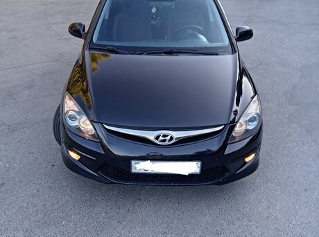 Hyundai i30 2011