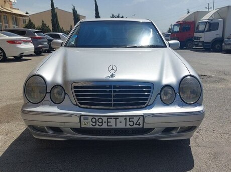 Mercedes E 220 d 2001