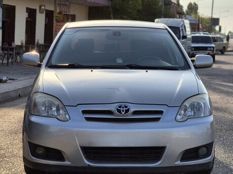 Toyota Corolla 2004