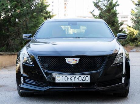 Cadillac  2017