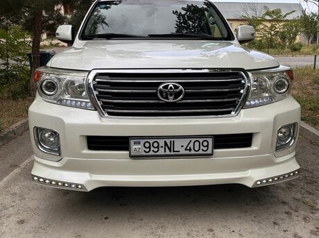 Toyota Land Cruiser 2013