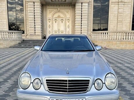Mercedes E 240 1999