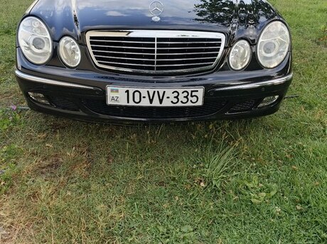 Mercedes E 240 2004