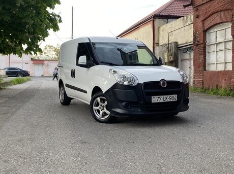 Fiat Doblo 2012