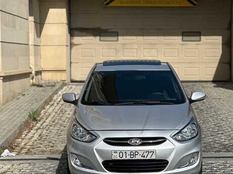 Hyundai Accent 2012