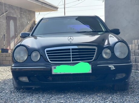 Mercedes E 220 d 2001