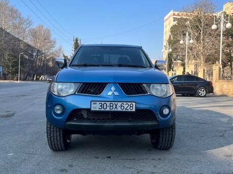 Mitsubishi L200 2009