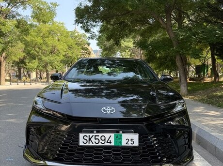 Toyota Camry 2025