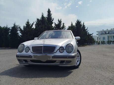 Mercedes E 220 d 2001