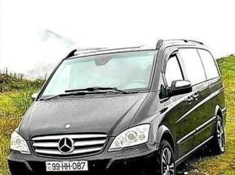 Mercedes Viano 2011
