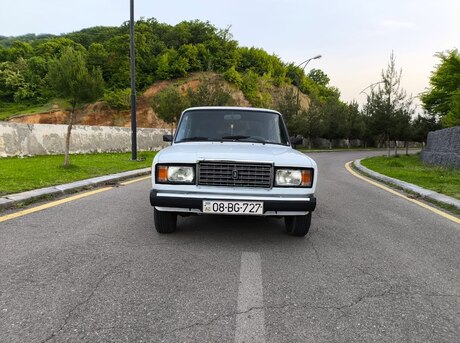 LADA (VAZ) 2107 2001