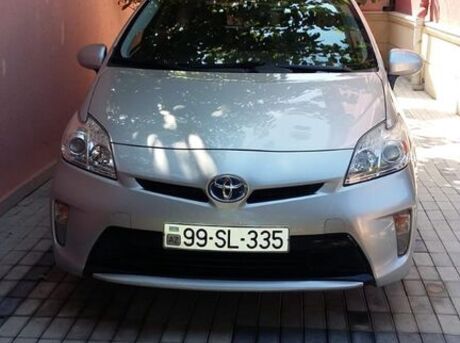 Toyota Prius 2012