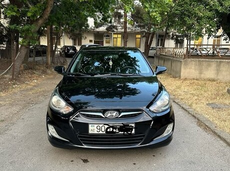 Hyundai Accent 2011