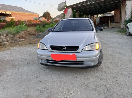 Opel Astra 2000
