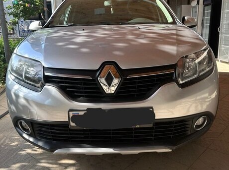 Renault Sandero Stepway 2015