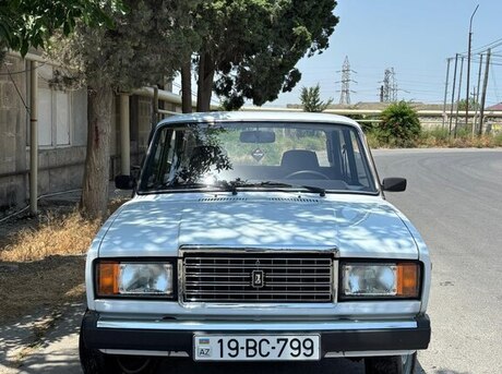 LADA (VAZ) 2107 2000