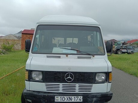 Mercedes 208 D 1994
