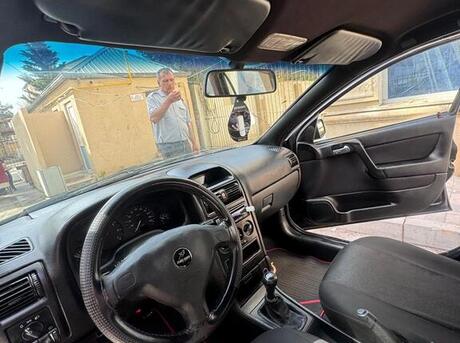 Opel Astra 2008