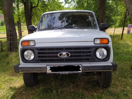LADA (VAZ) Niva 2006