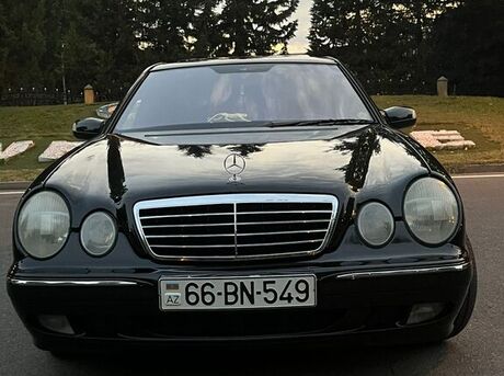 Mercedes E 240 2002