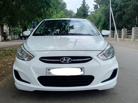 Hyundai Accent