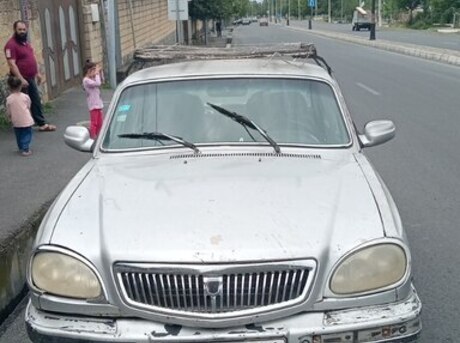 GAZ 31105 2004