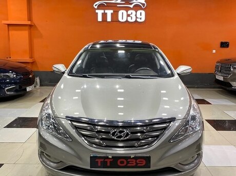 Hyundai Sonata 2010