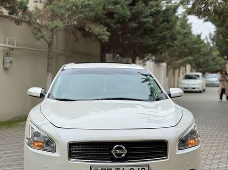 Nissan Maxima