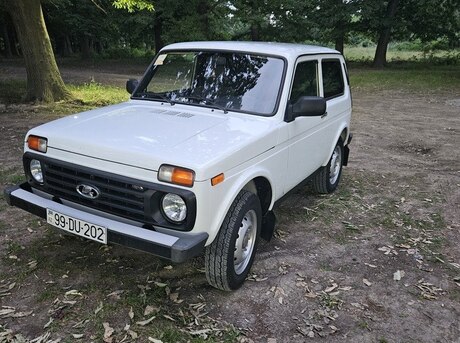 LADA (VAZ) Niva 2013