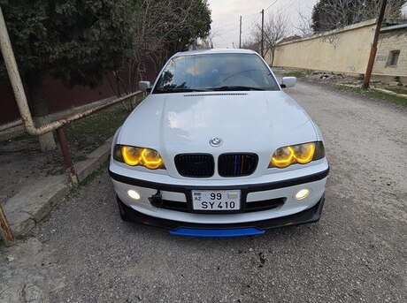 BMW 320
