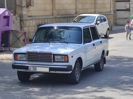 LADA (VAZ) 2107 1990