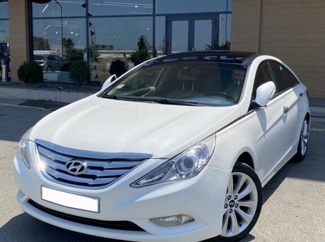 Hyundai Sonata 2011