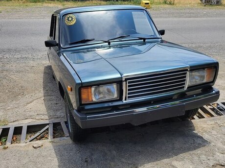 LADA (VAZ) 2107 2010